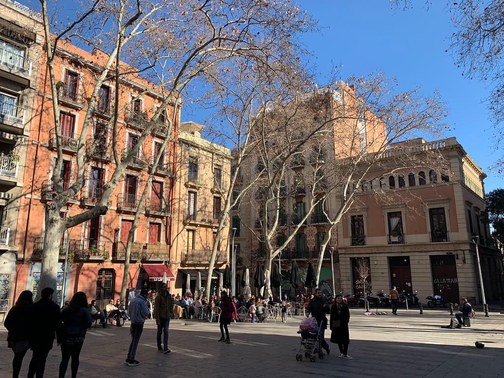 Plaça de la Virreina Gràcia Barcelona