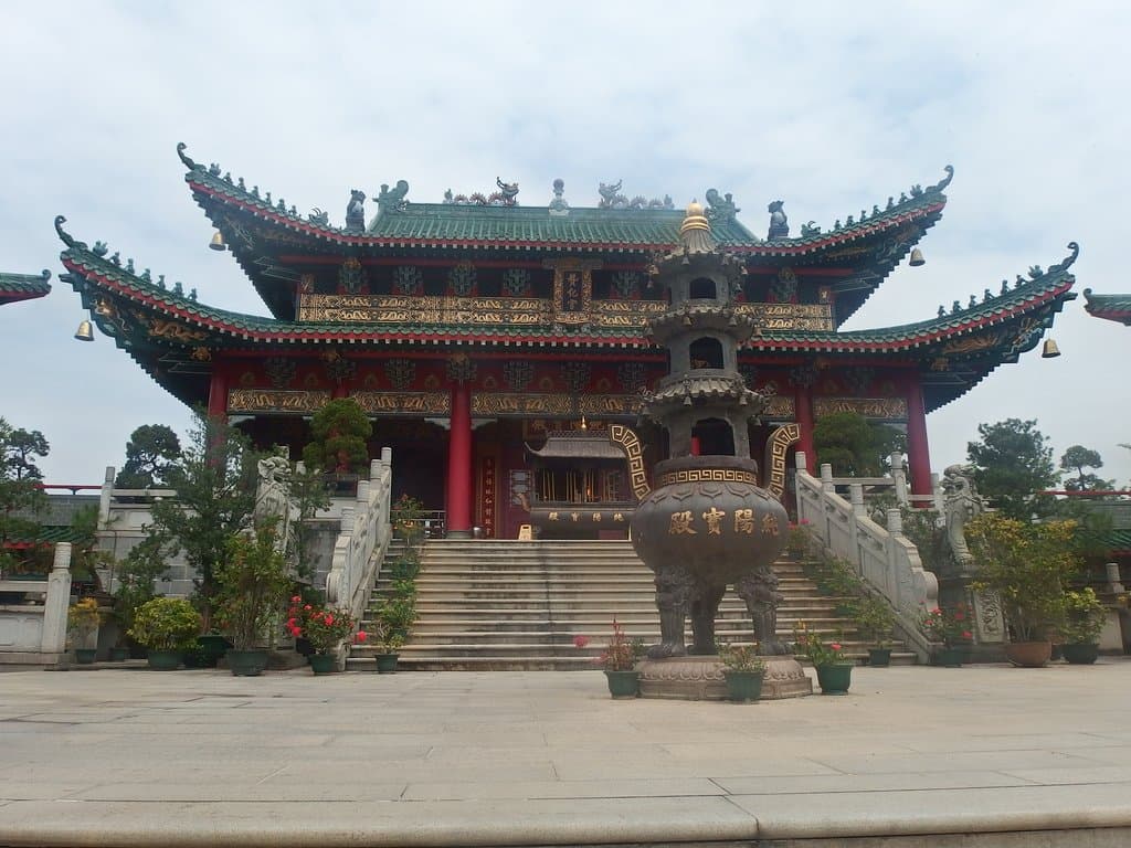 雲泉仙館