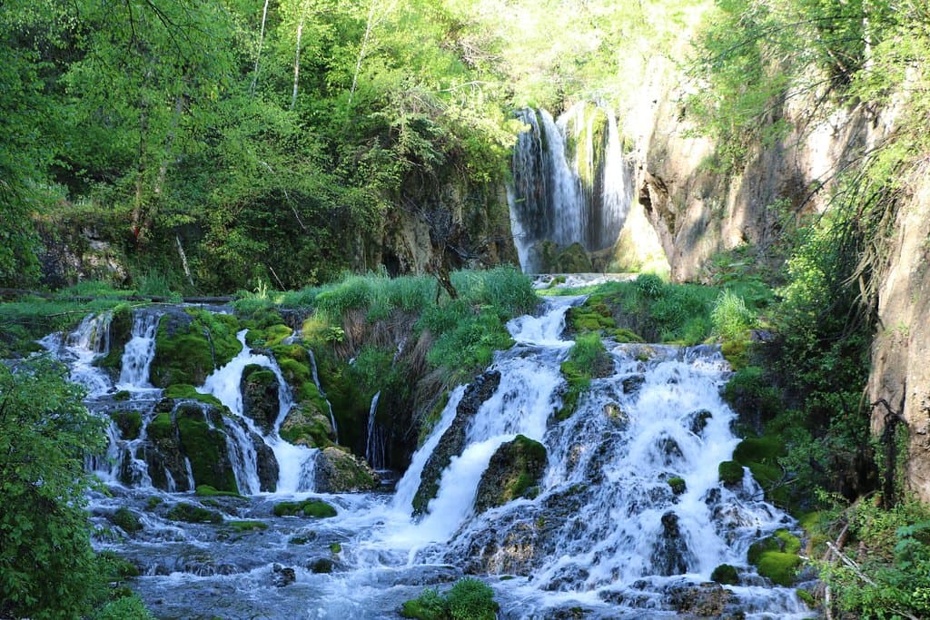 Roughlock Falls