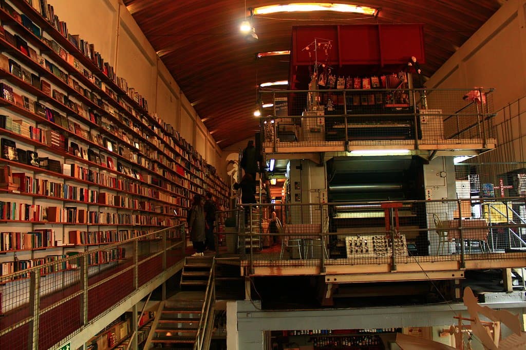 Ler Devagar LX Factory Lisbon