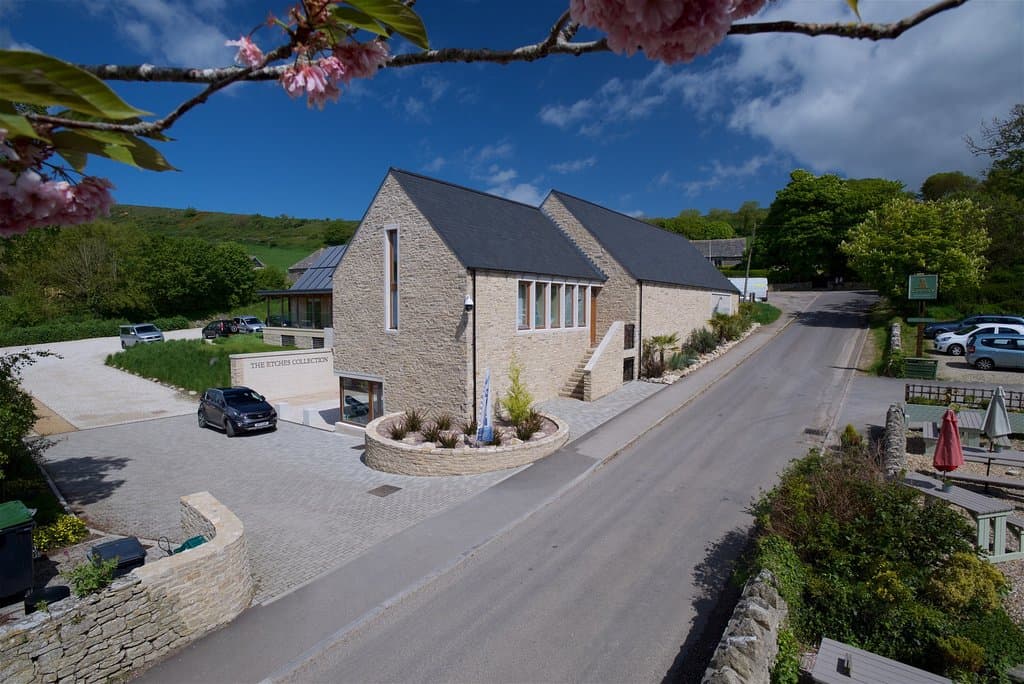 The Etches Collection Museum of Jurassic Marine Life