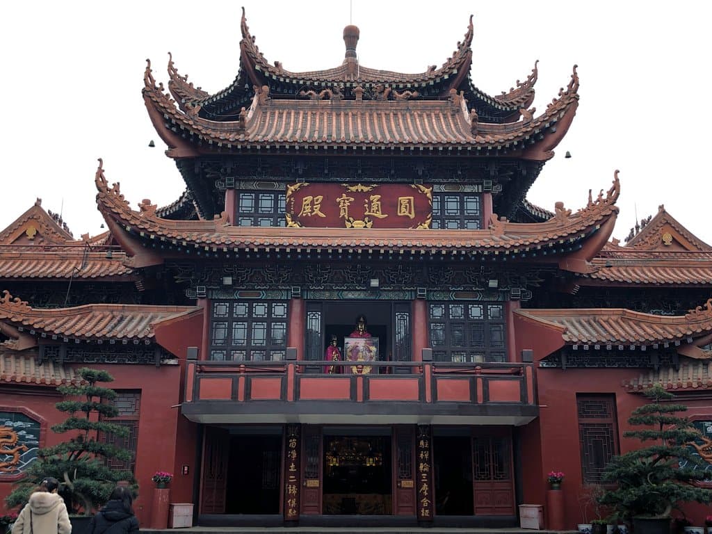 境内