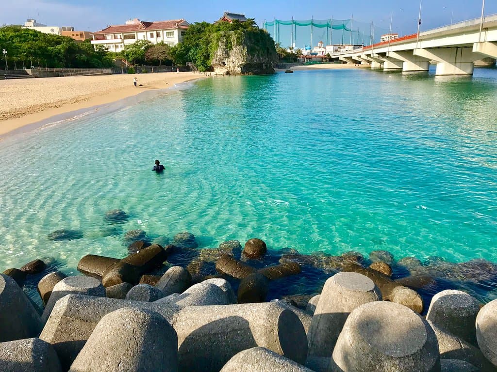 Naminoue Beach