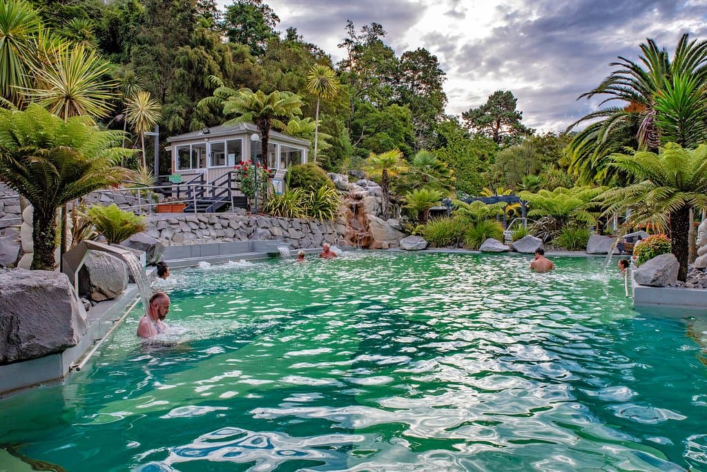 DeBretts Hot Springs Taupo