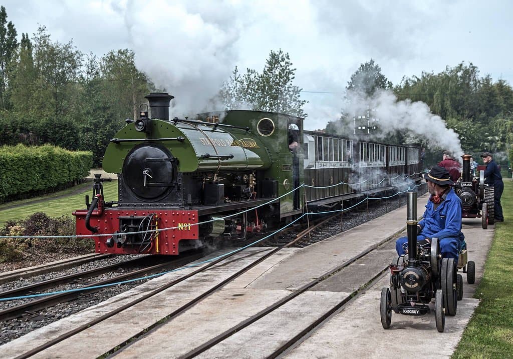 Giant Miniature at Statfold Barn Railway