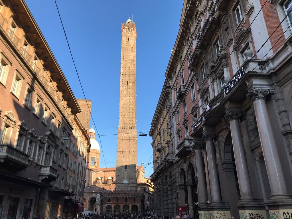 Via Rizzoli