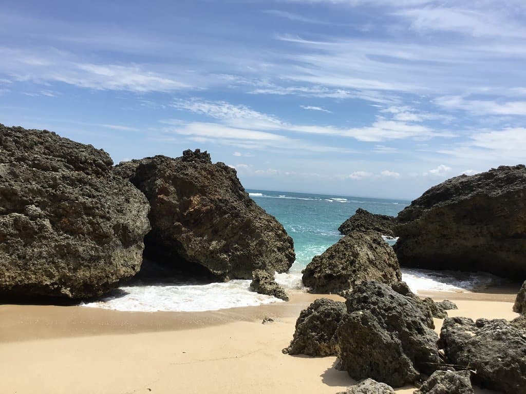 Secluded and beautiful. Feels for like Thailand.