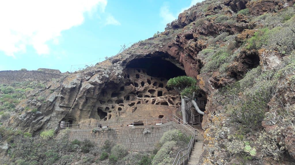 Le grottes