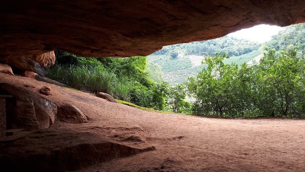 Morro do Castelo Gruta do Castelo