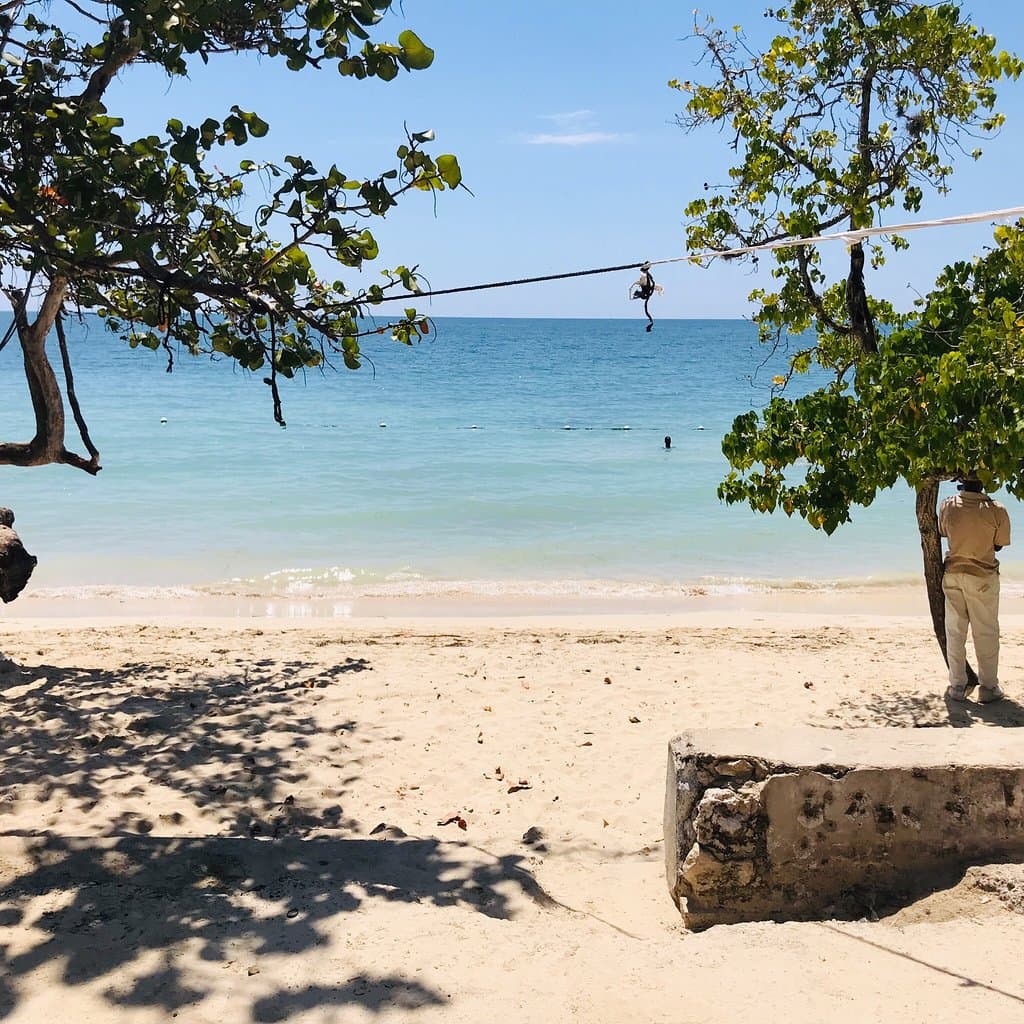 Bluefields Beach Park