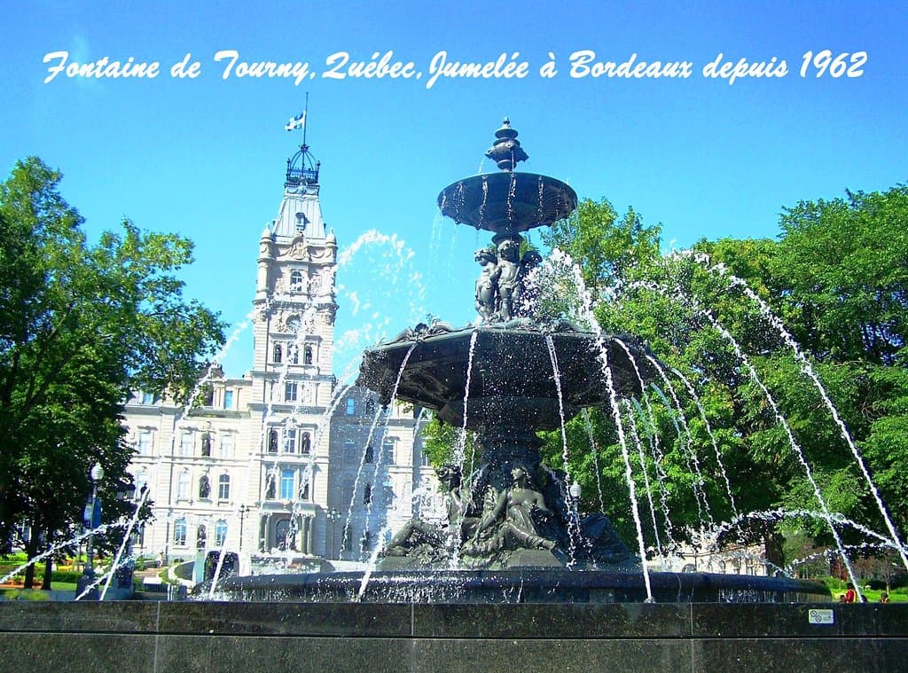 Fontaine de Tourny, elle était à l'époque aux Allées de Tourny