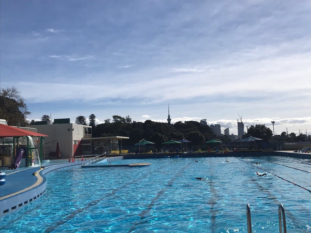 Parnell baths