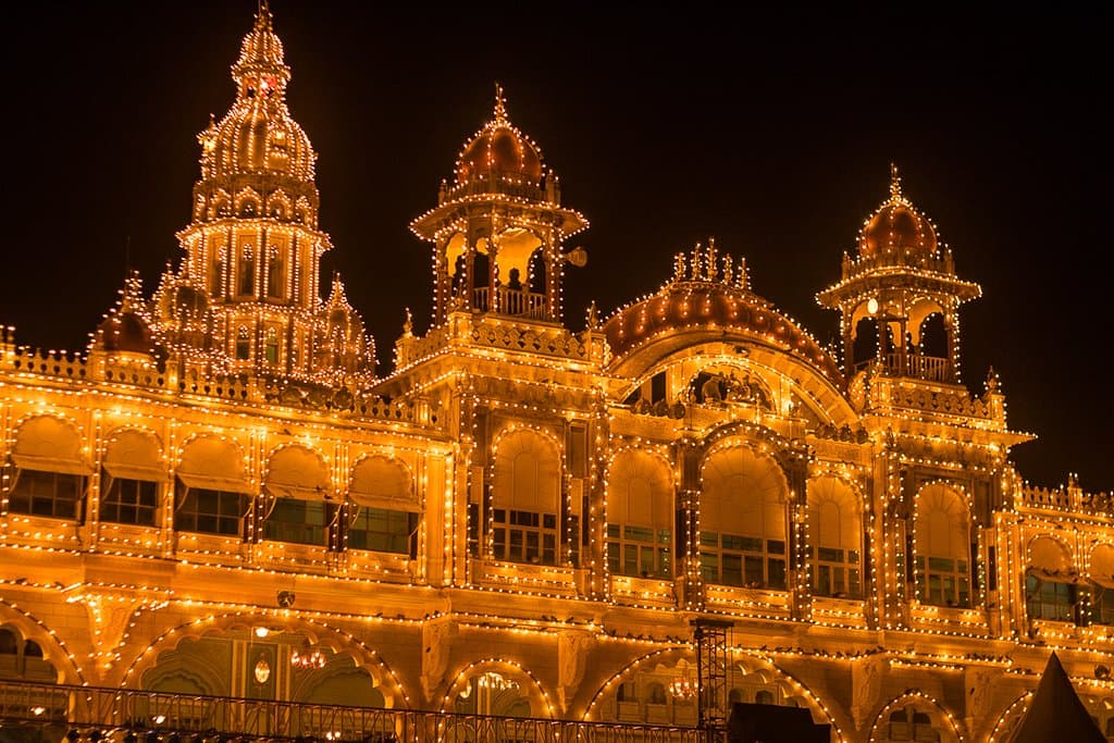 The palace after the lights turned on