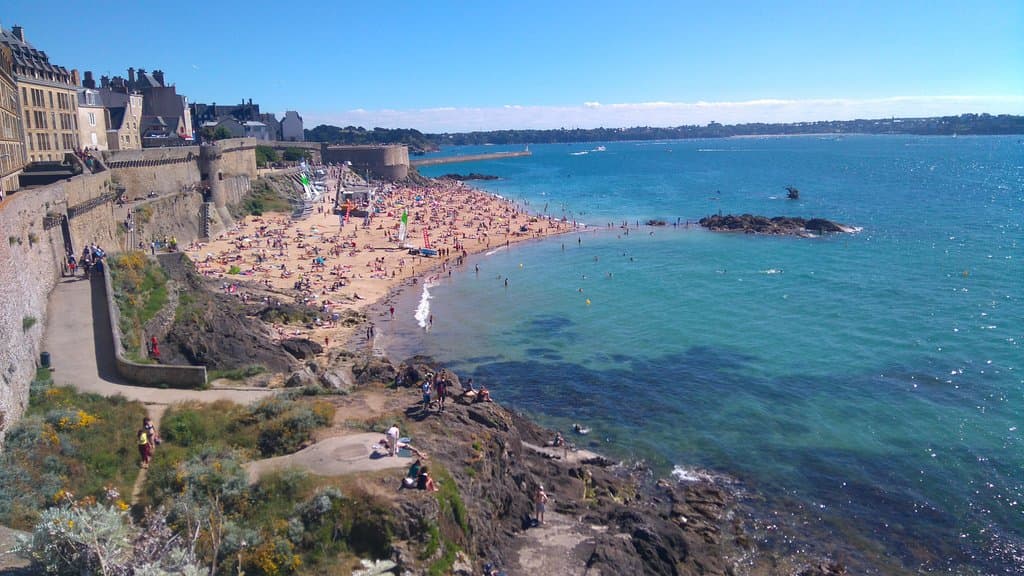 Plage de Bon-Secours tidal pool