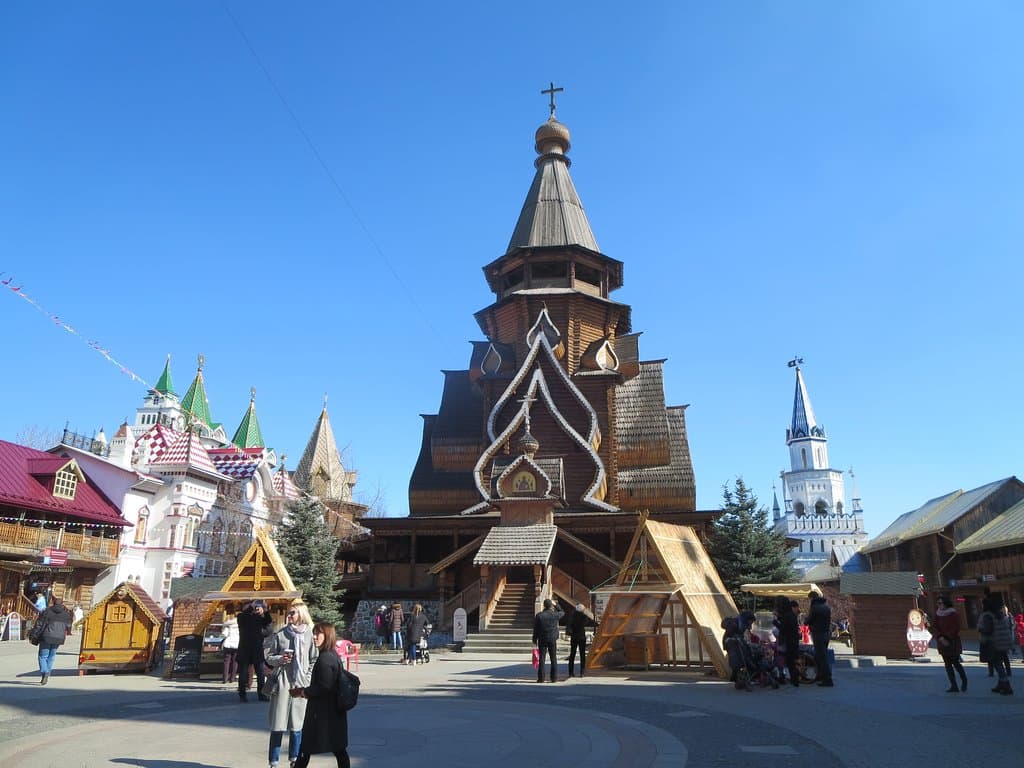 Izmailovsky Vernissage