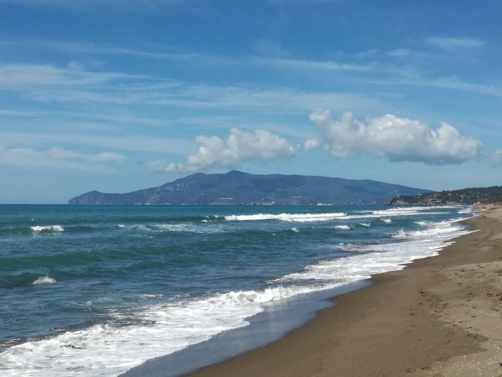 Macchiatonda Beach