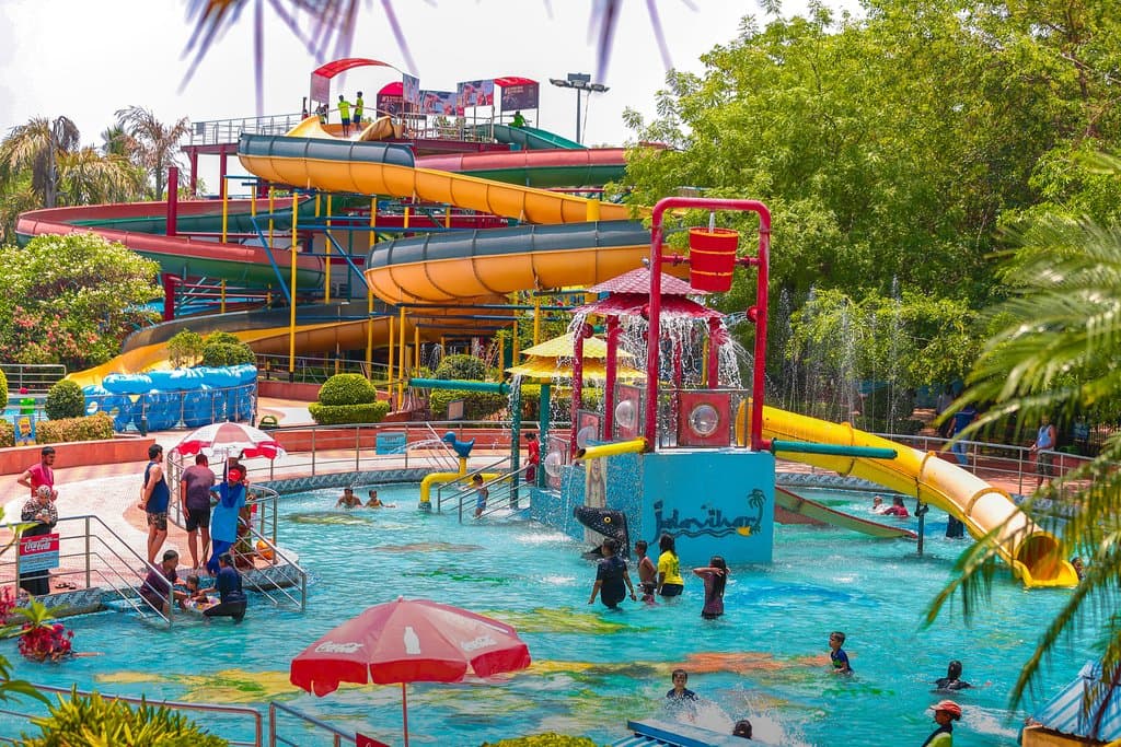 Jalavihar Water Park Happy Customers enjoying the Rides and Pools 