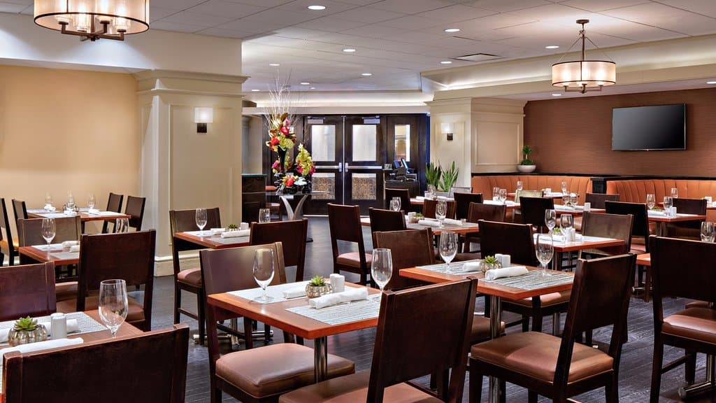 Hudson Market dining area and table seating