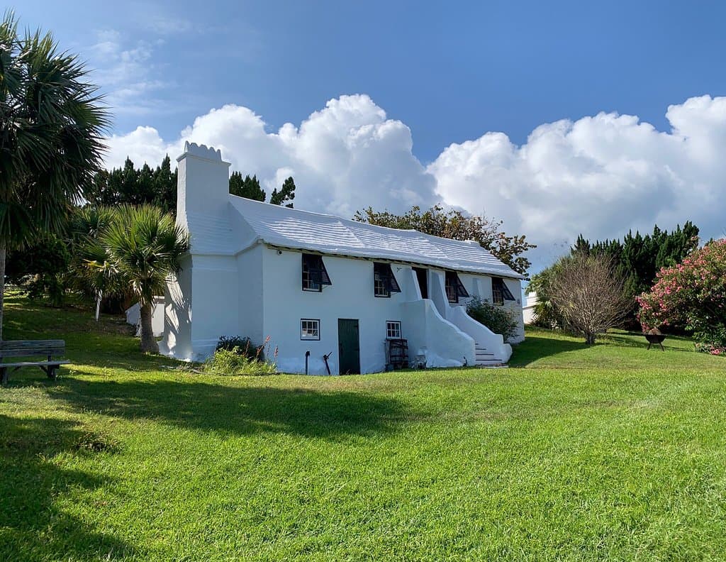 17th c Carter House and museum; teaching students how the settlers used the FROE and the Settlers’ Cabben authentic replica of 1612