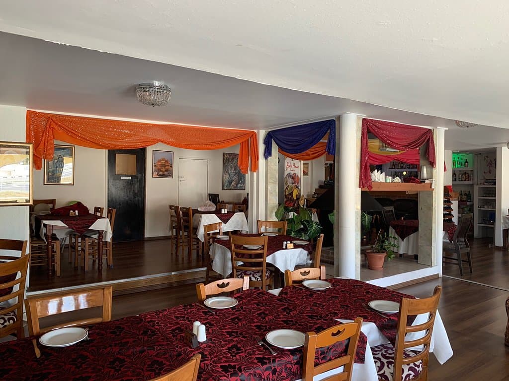 Peppers balti restaurant