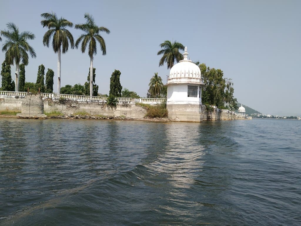 Nehru Park as seen during boat ride