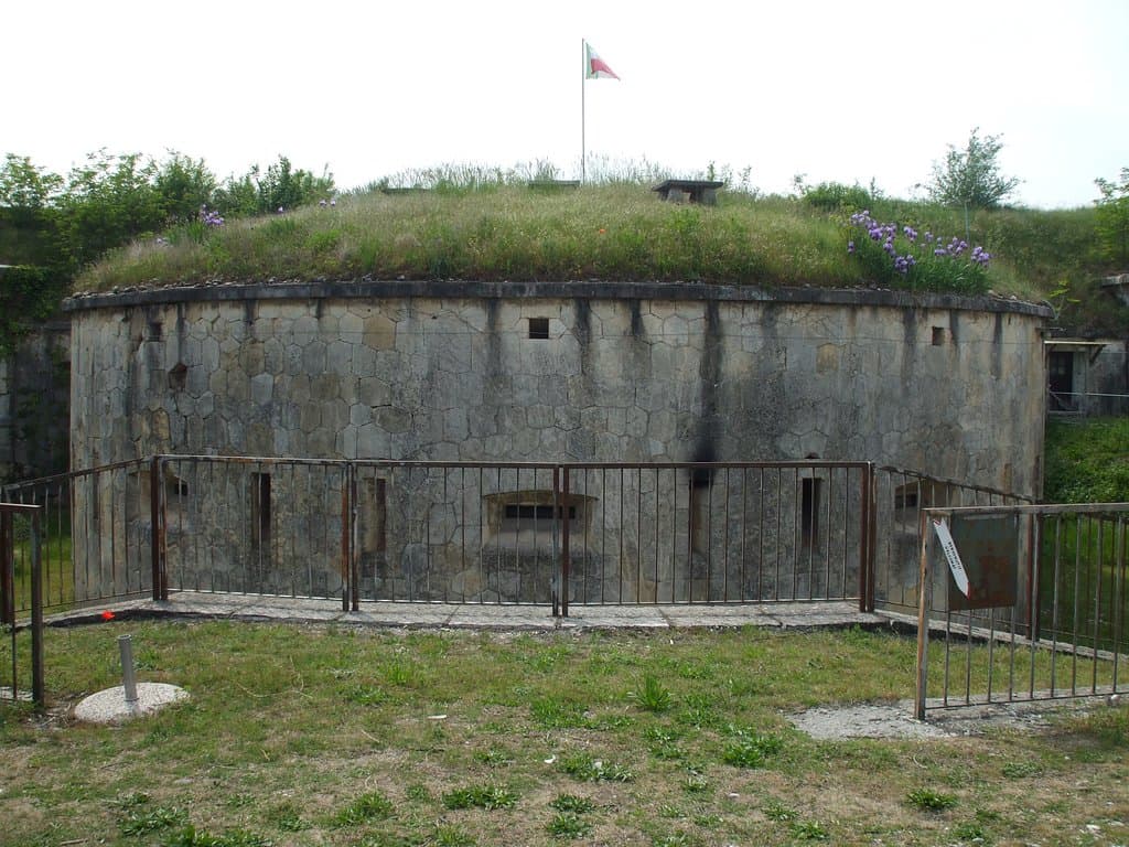 ルガニャーノ堡塁背面