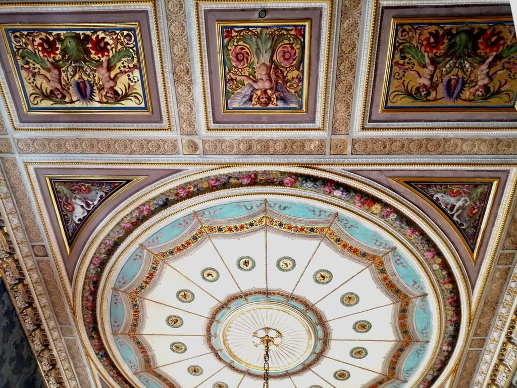 Soffitto di una stanza