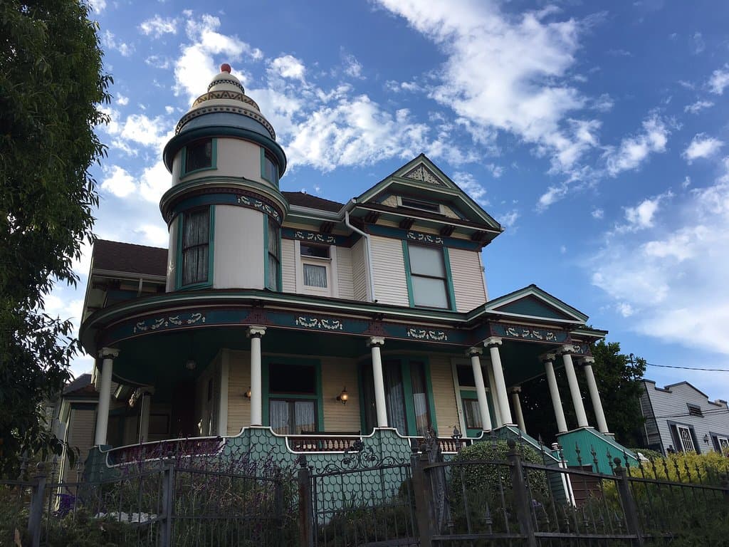 Angelino Heights Neighborhood