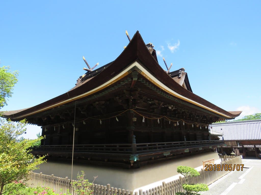 本殿・拝殿　景観一例