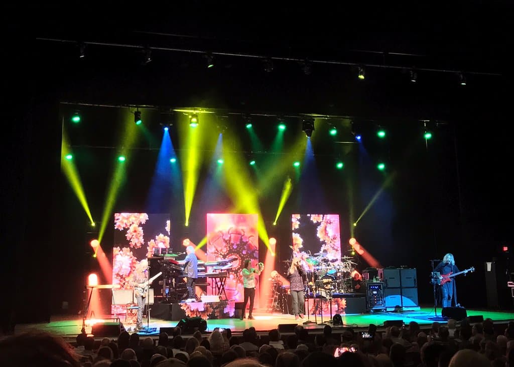 07-28-18 YES (Steve Howe).