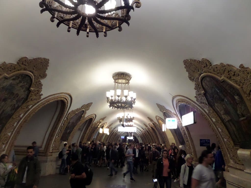 Kiyevskaya Metro Station (Linea Azul)