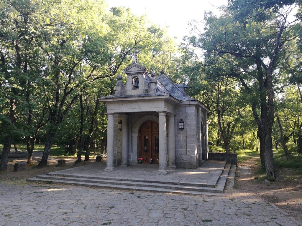 Fachada de la ermita.