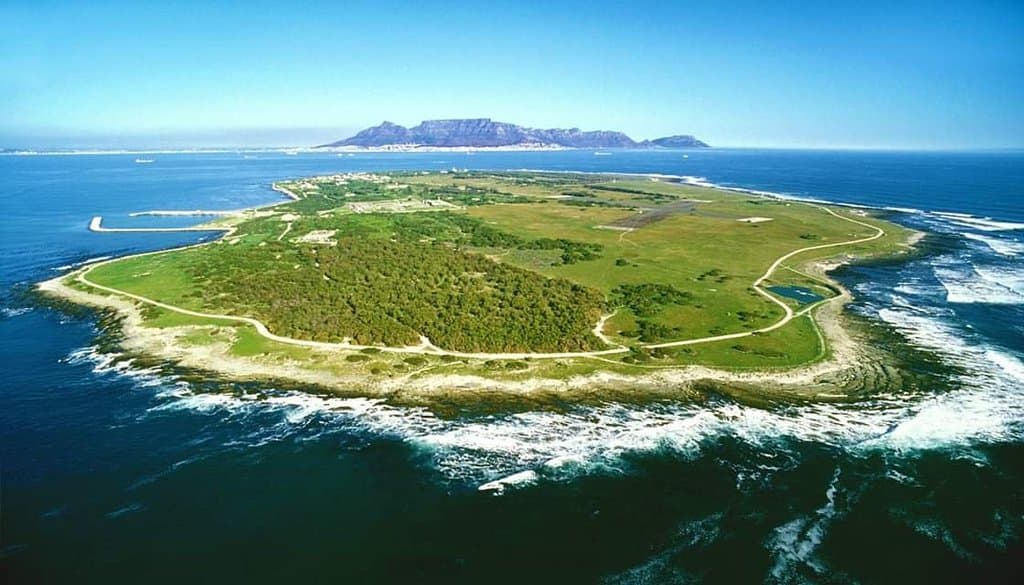 Robben Islandhas been used as prison and a placewhere people were isolated, banished and exiled to for nearly 400 years