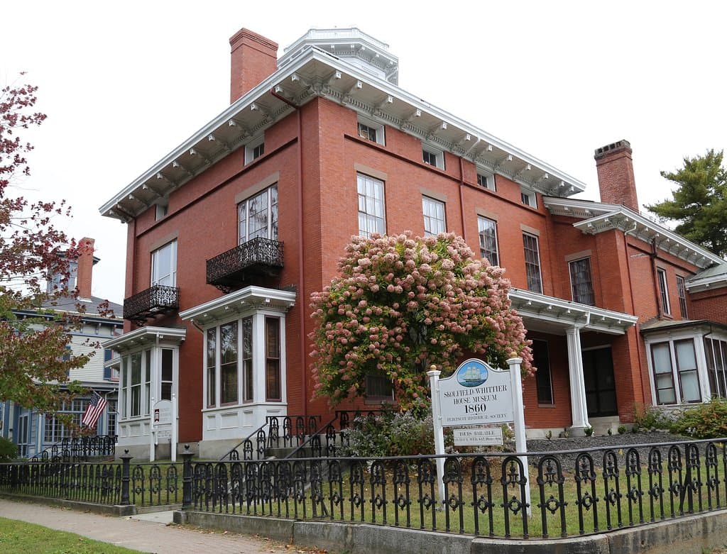 The exterior of the Skolfield-Whittier House on Park Row in Brunswick.