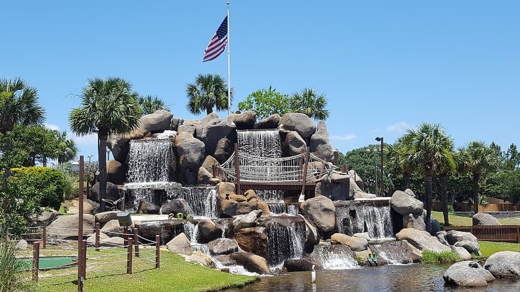 Hidden Lagoon Super Racetrack and Golf