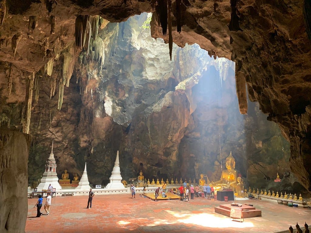 Tham Phi Hua To