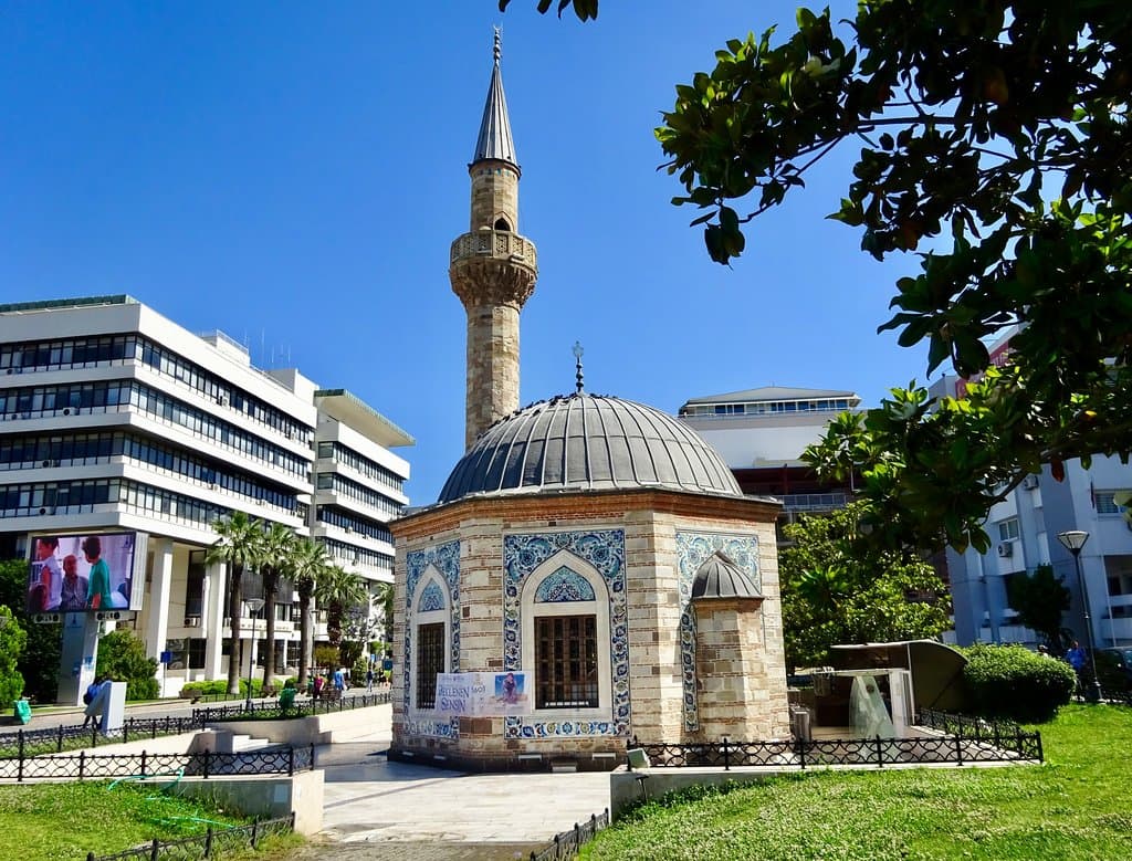 Yali Mosque
