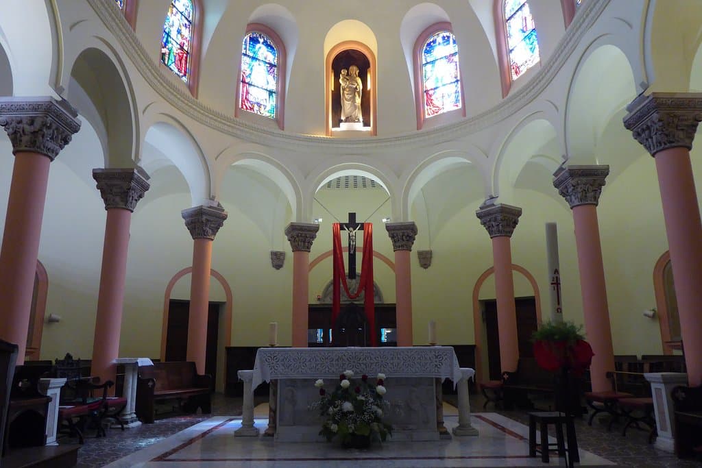 Notre Dame des Pins
