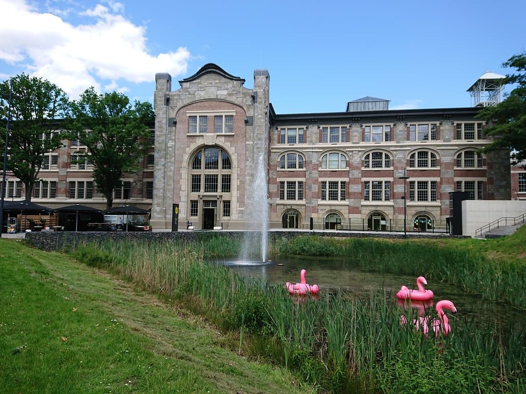 Oud mijngebouw op Thorsite