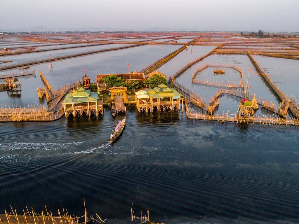 Đầm Chuôn Lagoon
