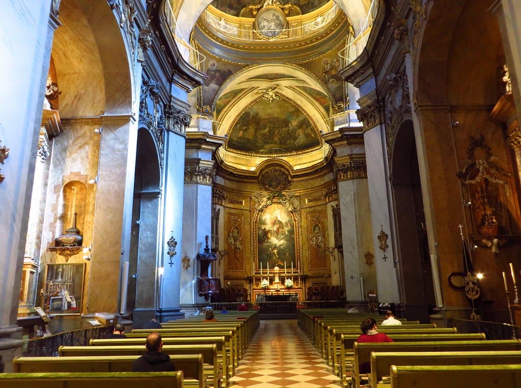 La navata interna