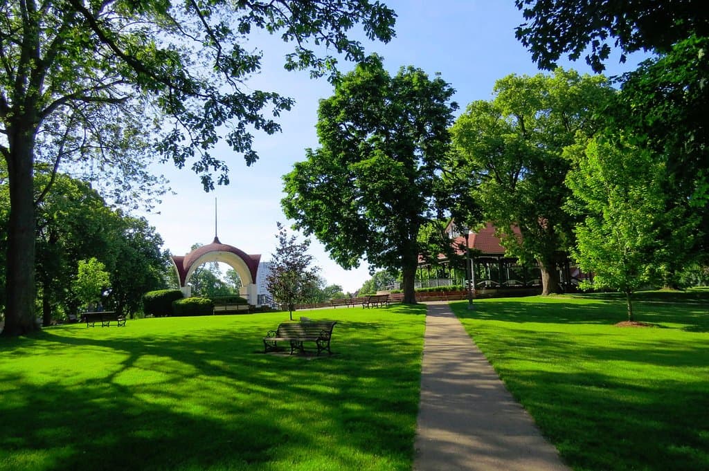 Montebello Park, photo by Mike Kerenan