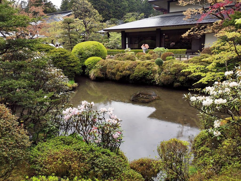 Shoyoen Garden Rinno-ji