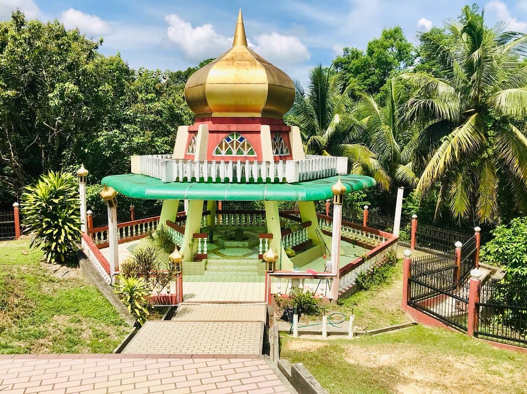 Sultan Sharif Ali Mausoleum