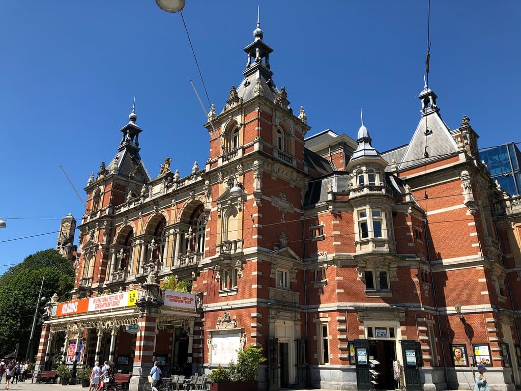 Stadsschouwburg in Amsterdam