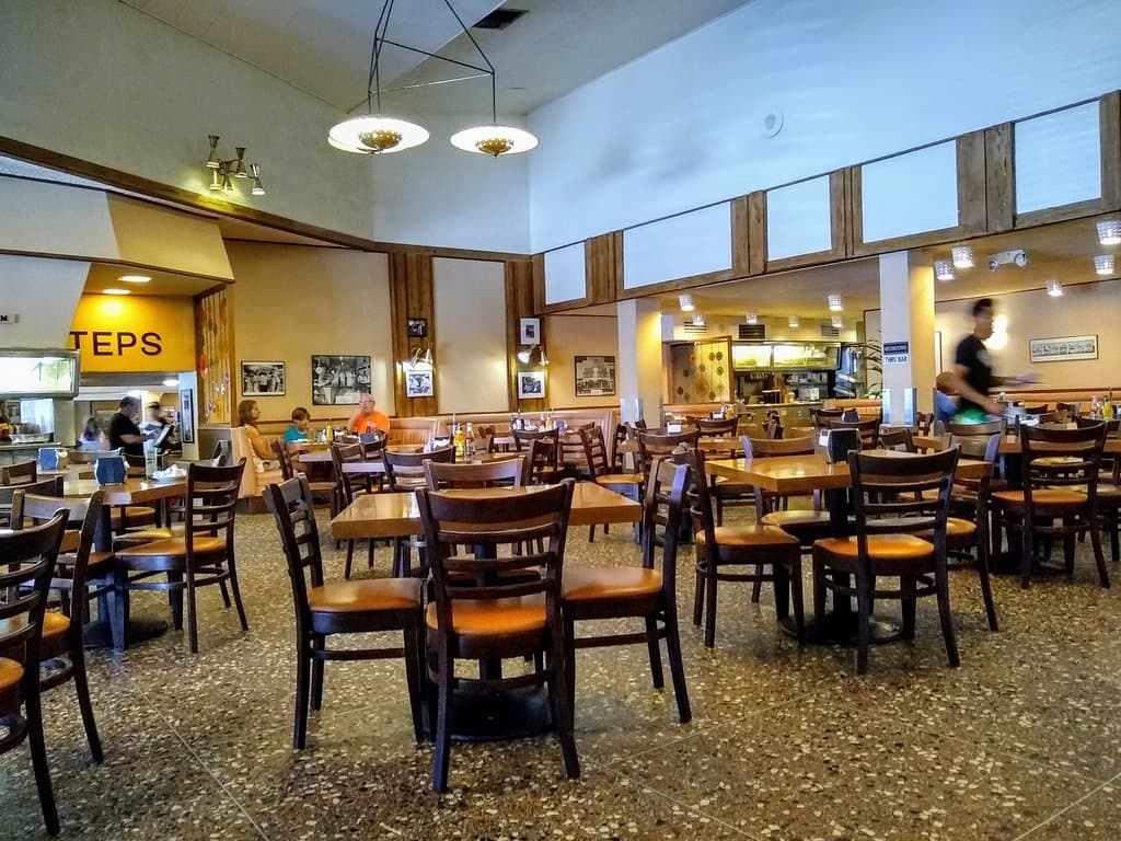 Dining room at Canter's Deli in Los Angeles, CA