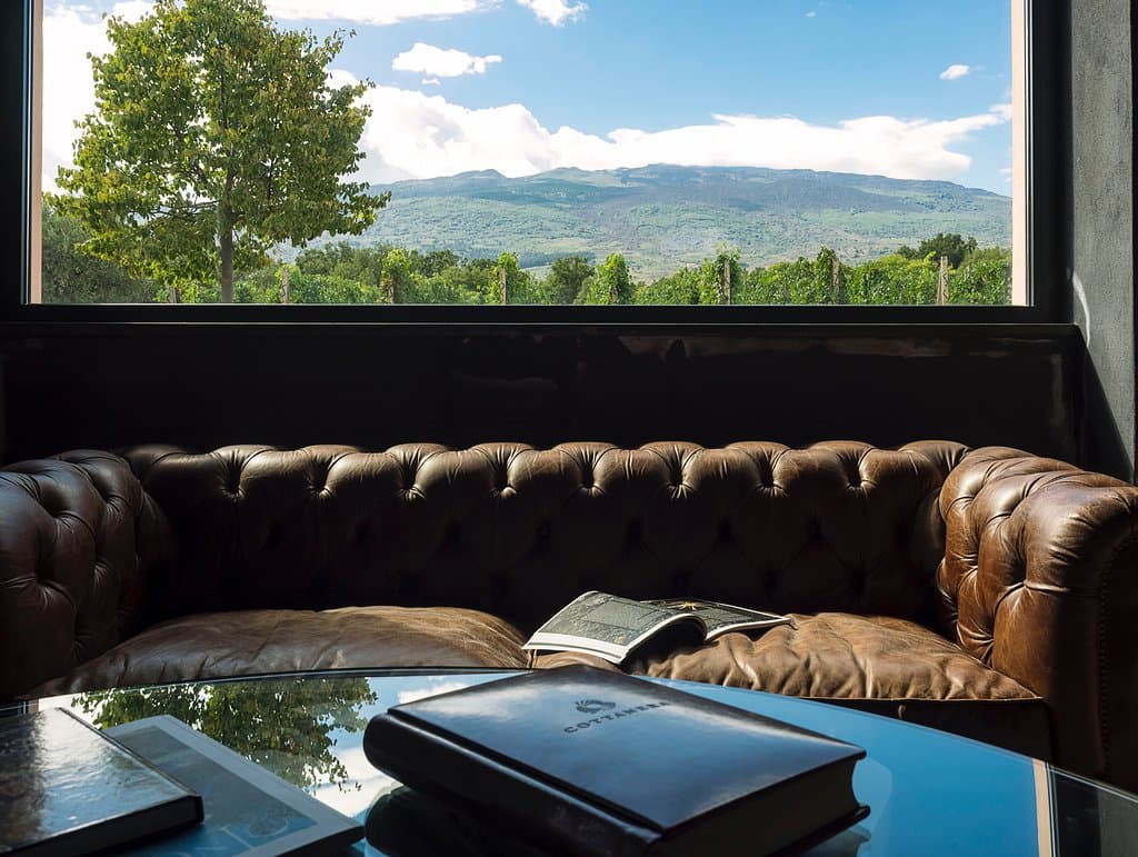 la finestra sull'Etna 