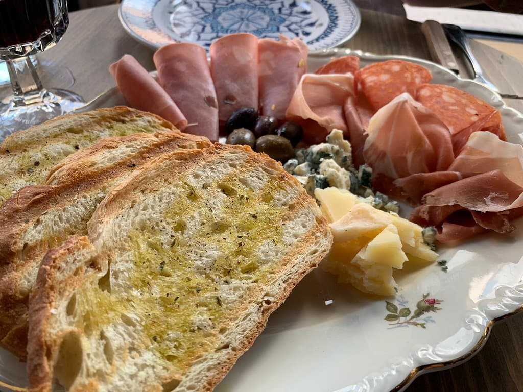 Thompson and Bleecker