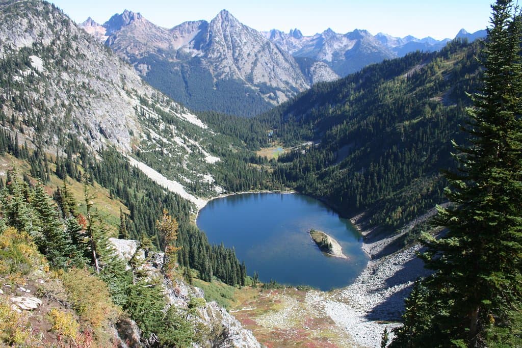 Lake Ann from near Maple Pass