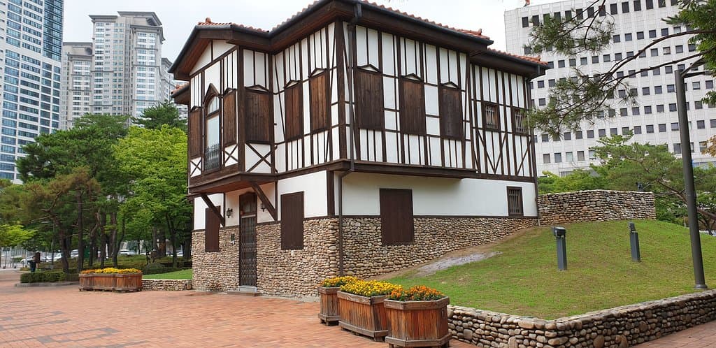 Ankara Park Turkish vineyard house